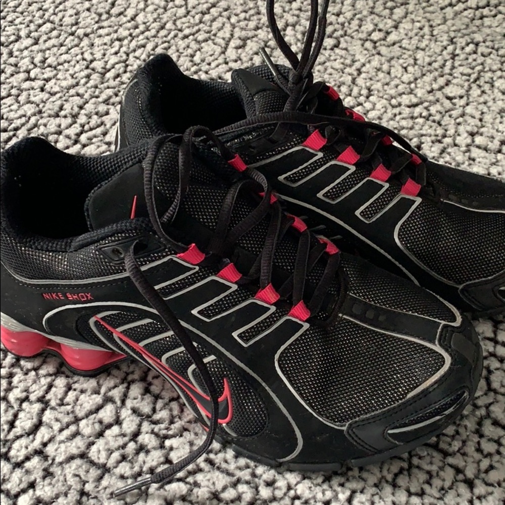 Nike shox